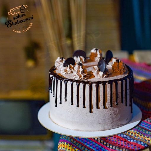 Medovick Vertical chocolate cake